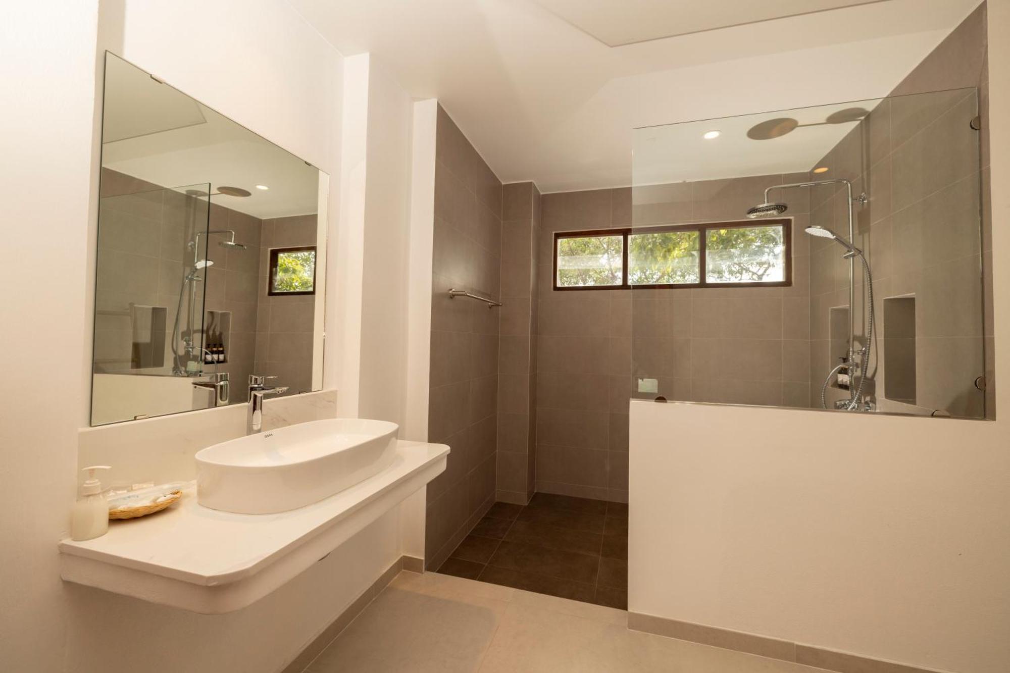 The Ava Resort Koh Tao Exterior photo